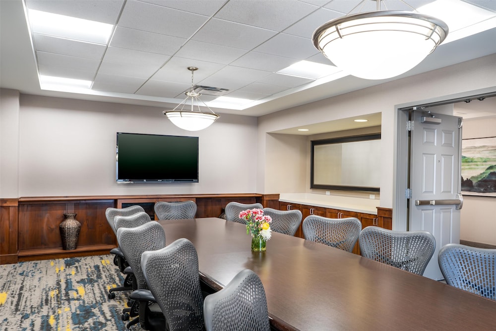 Hilton Garden Inn Billings - photo 39