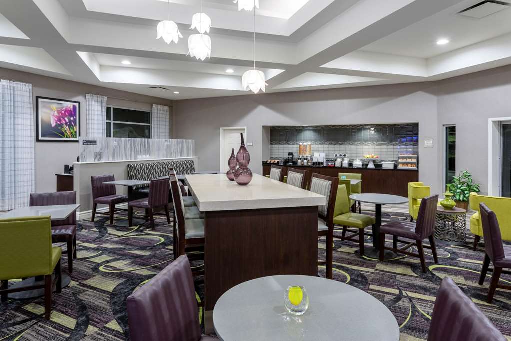 La Quinta Inn & Suites by Wyndham Denver Boulder Louisville - photo 26
