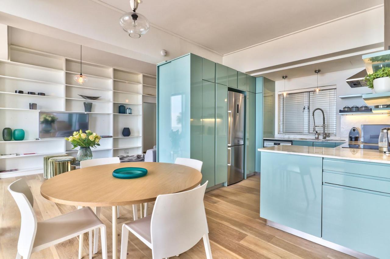 Charming Clifton Apartment Number 4701