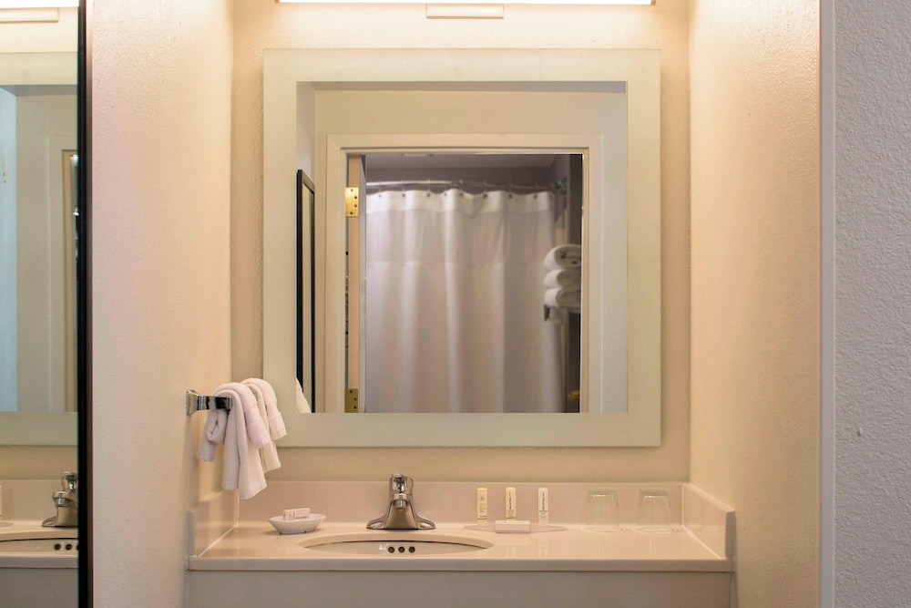 Springhill Suites By Marriott Chicago Lincolnshire - photo 10