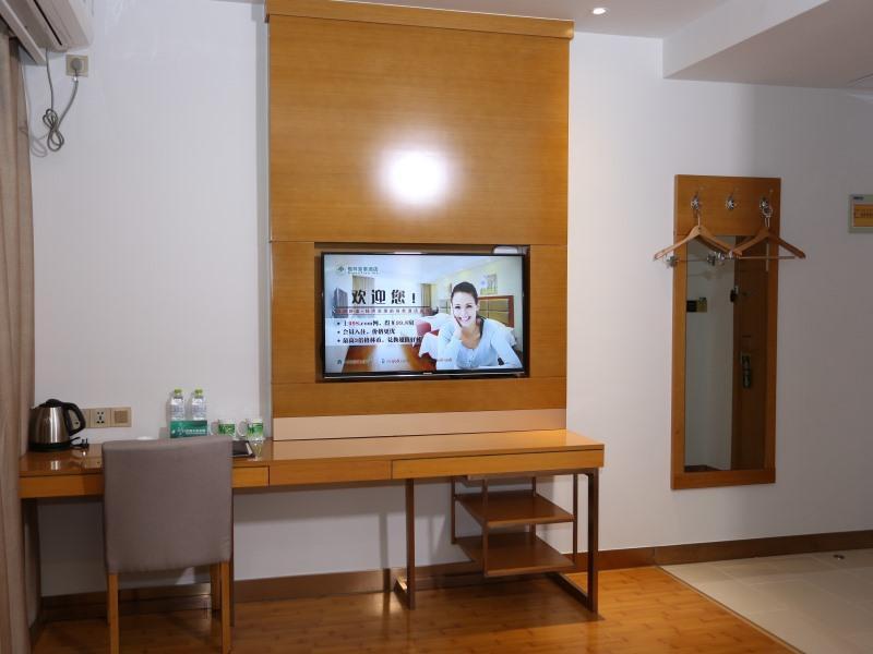 GreenTree Inn — hotel in Macheng