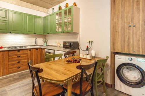 Veli group Apartment near White Bridge