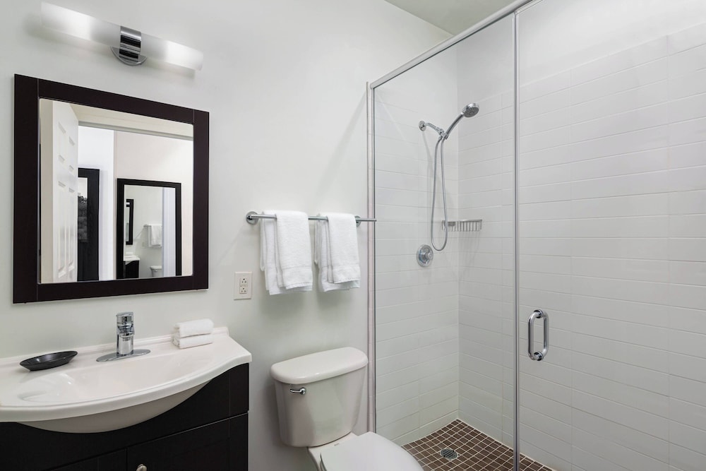 Residence Inn Philadelphia Center City - photo 25