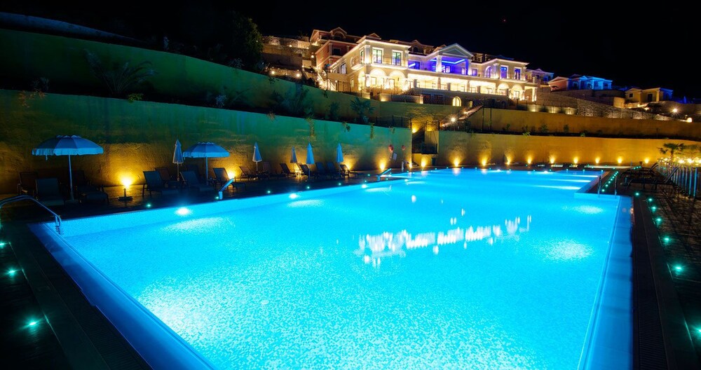 Kefalonia Bay Palace - carbon neutral hotel in Kefalonia