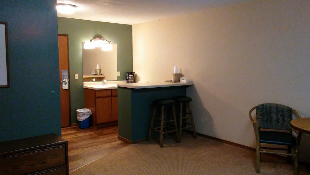 Lakewoods Resort & Lodge - photo 13
