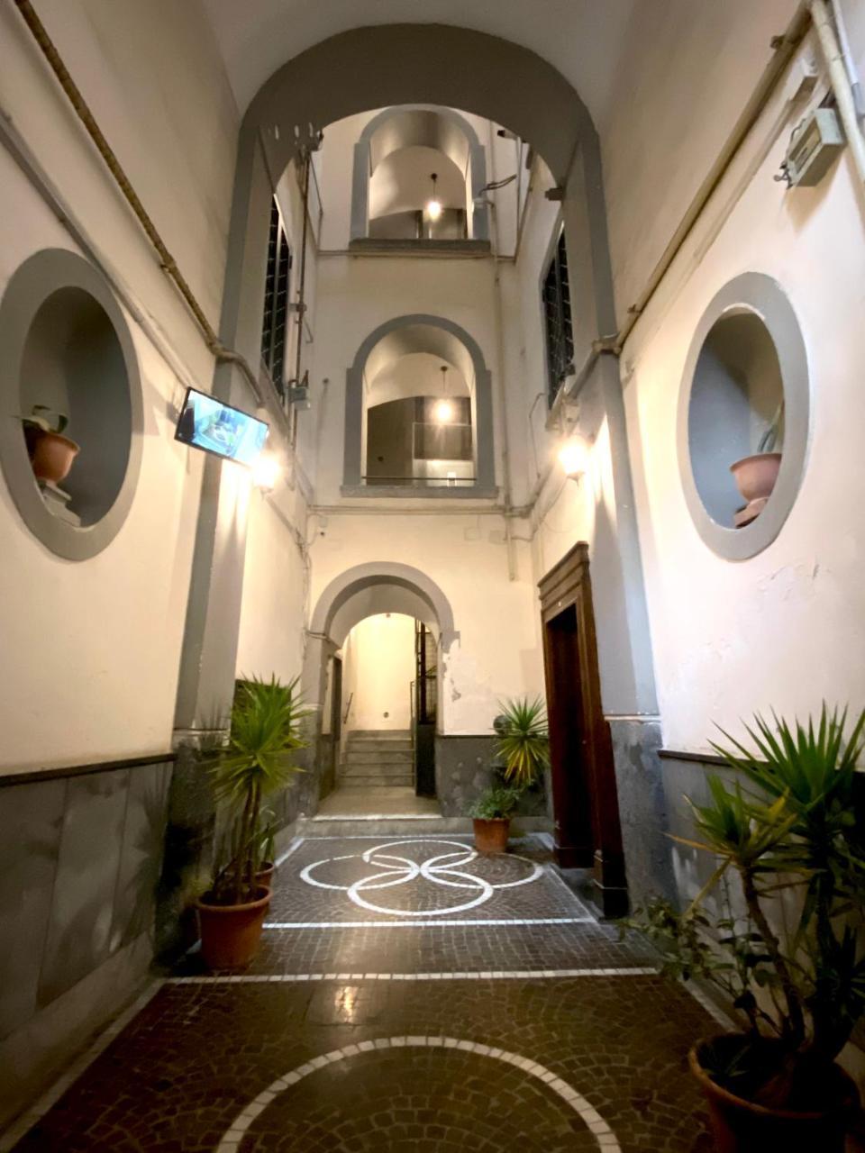 Bartolomeo 61 — 4-Star Luxury Hotel in Naples, Italy