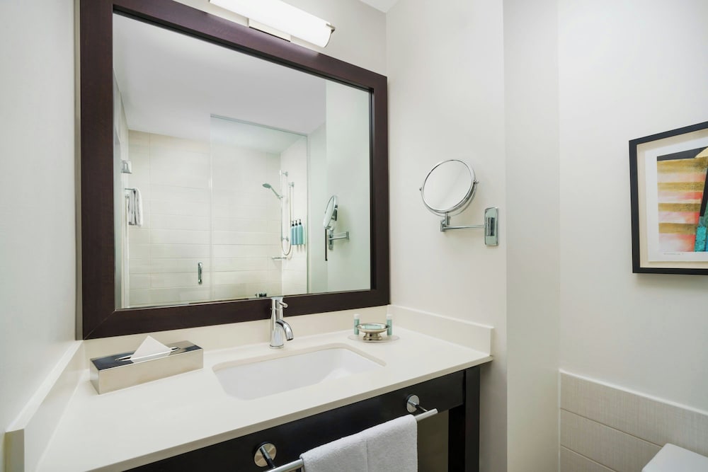 Courtyard by Marriott New York Manhattan Times Square - photo 33