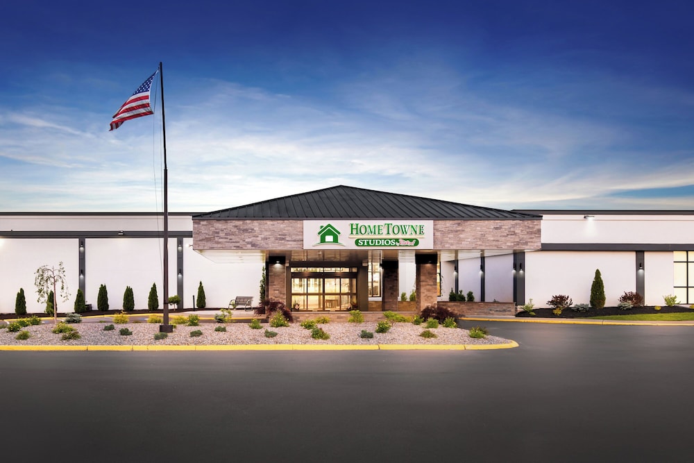 HomeTowne Studios by Red Roof & Conference Center Cortland - featured photo