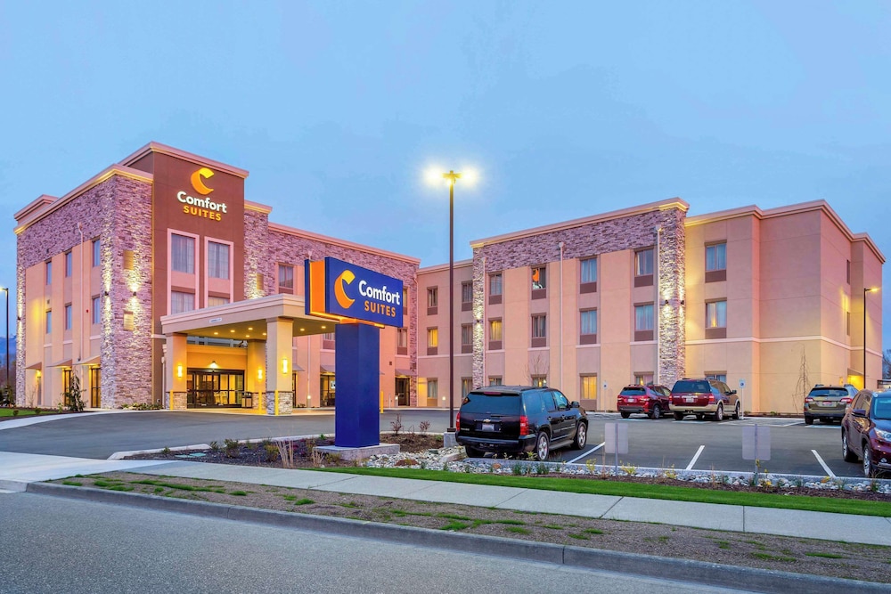 Comfort Suites Burlington near I 5 - photo 47