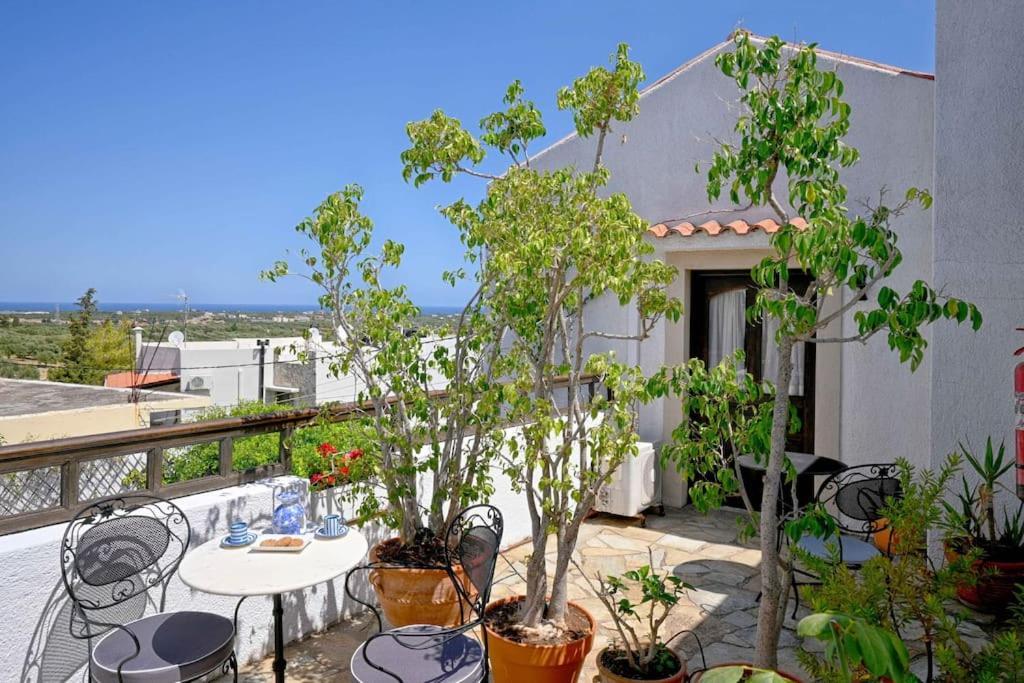 Ilianthos Traditional Maisonette — Hersonissos