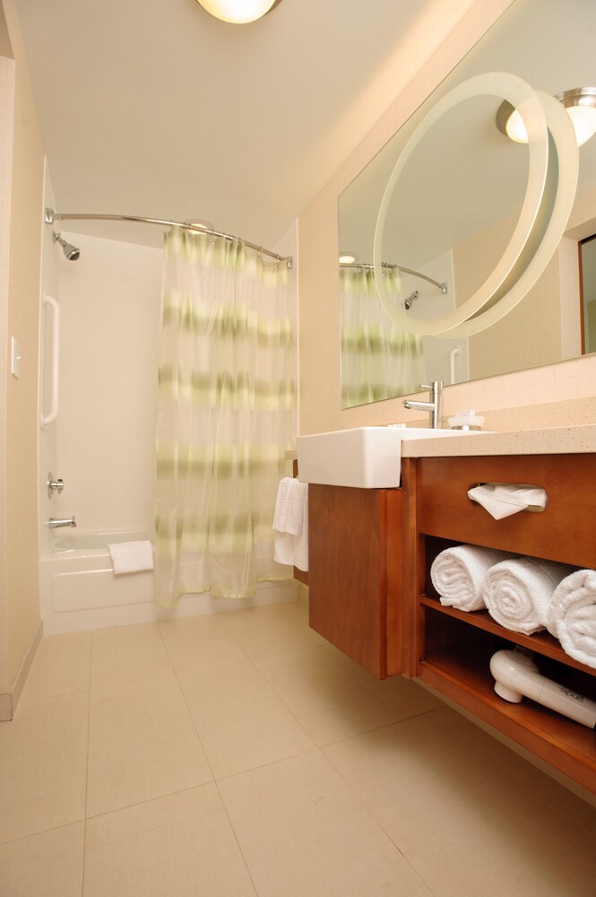 SpringHill Suites Huntsville West Research Park - photo 11