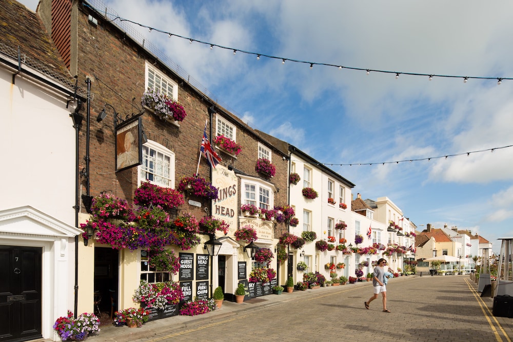 The Kings Head & Channel View in Deal, United Kingdom