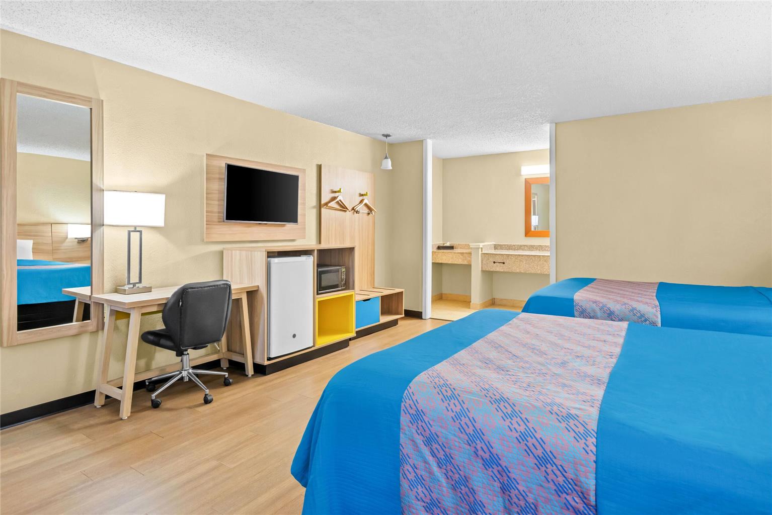 Days Inn by Wyndham Lafayette Near Lafayette Airport - photo 22