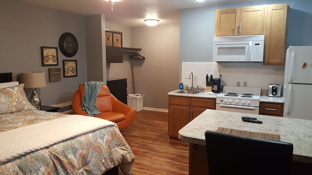 Tower Extended Stay Suites - carbon neutral hotel in Marshall