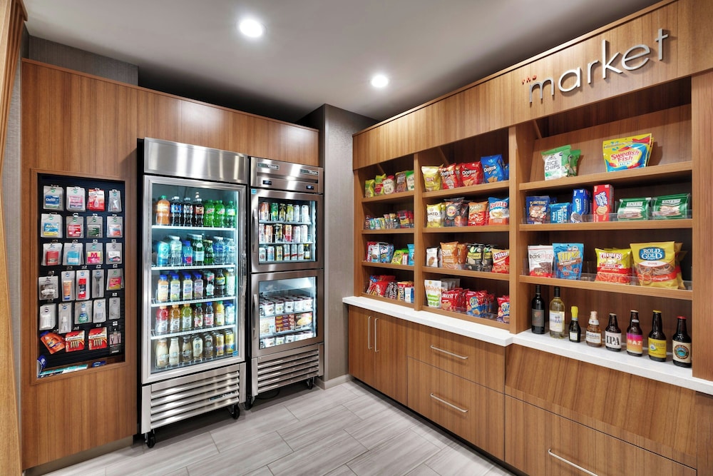 SpringHill Suites by Marriott Cottonwood - photo 28