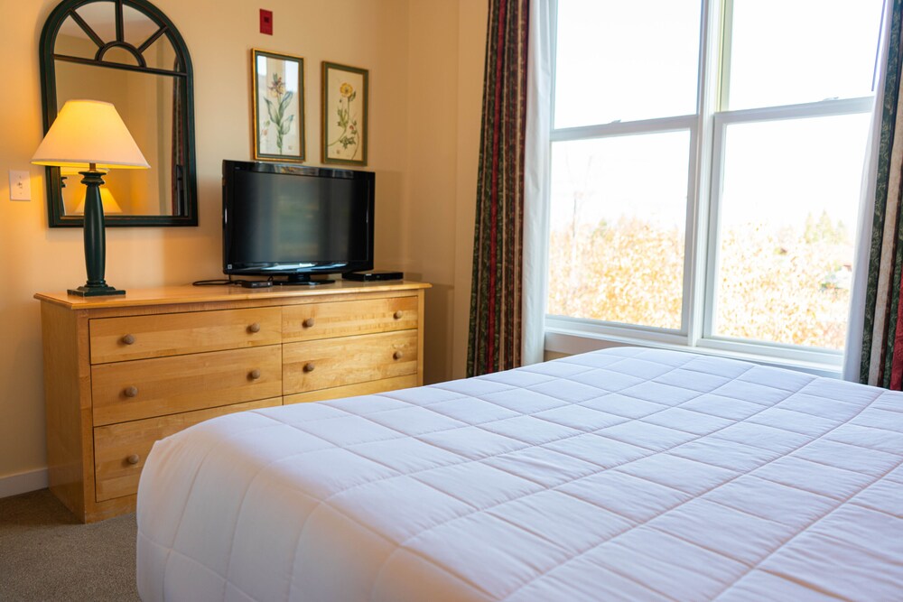 Long Trail House at Stratton Mountain Resort - photo 3