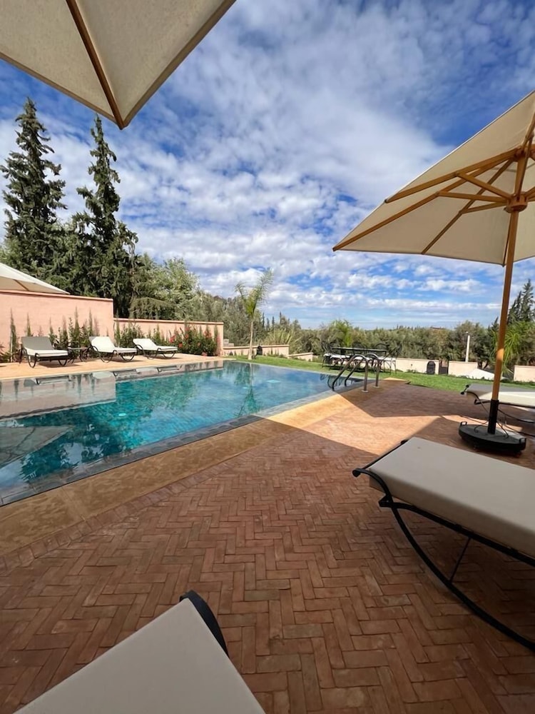 Riad Timskrine — 4-Star Luxury Hotel in Marrakesh, Morocco