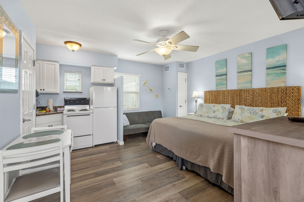 A Beach Retreat - photo 40