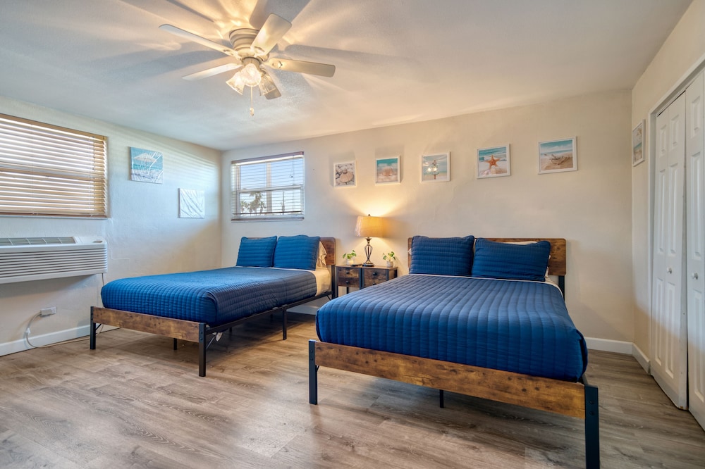 Camelot Beach Suites - photo 17