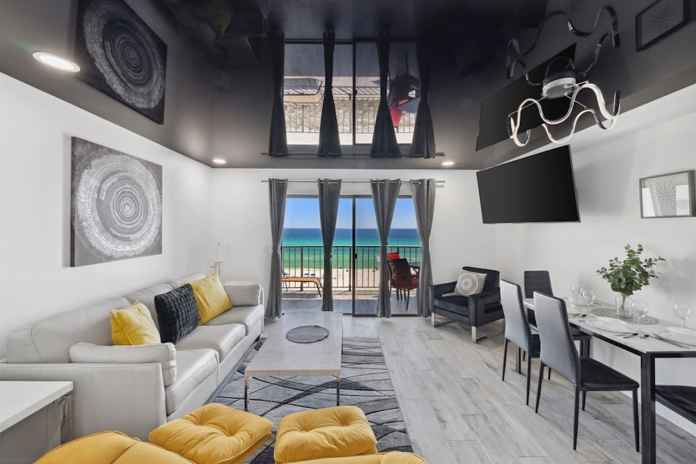 The Summit 702 — 4-Star Luxury Hotel in Panama City Beach, United States