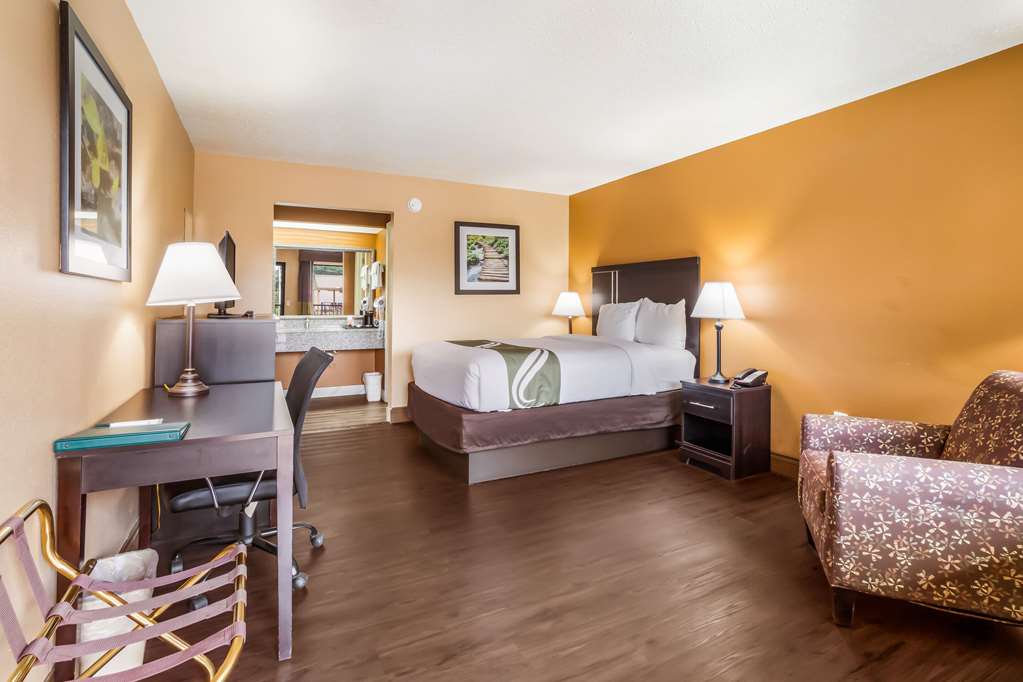 Quality Inn & Suites Corinth West - photo 9