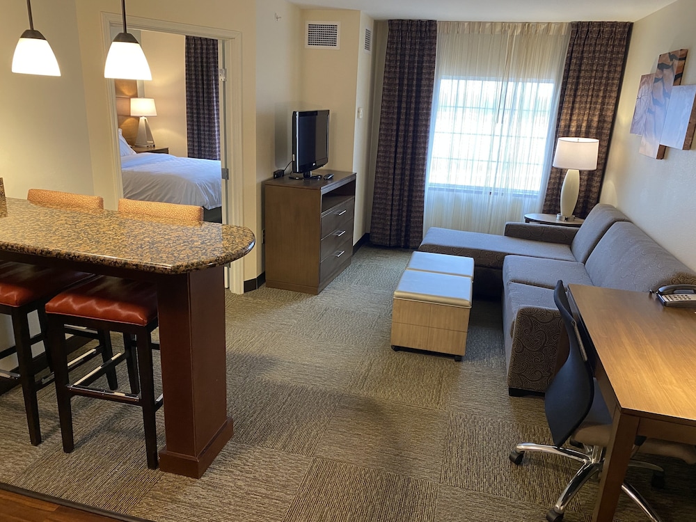 Staybridge Suites Great Falls by IHG - photo 41