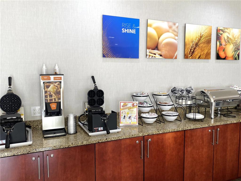 Comfort Inn & Suites Trussville I 59 exit 141 - photo 23