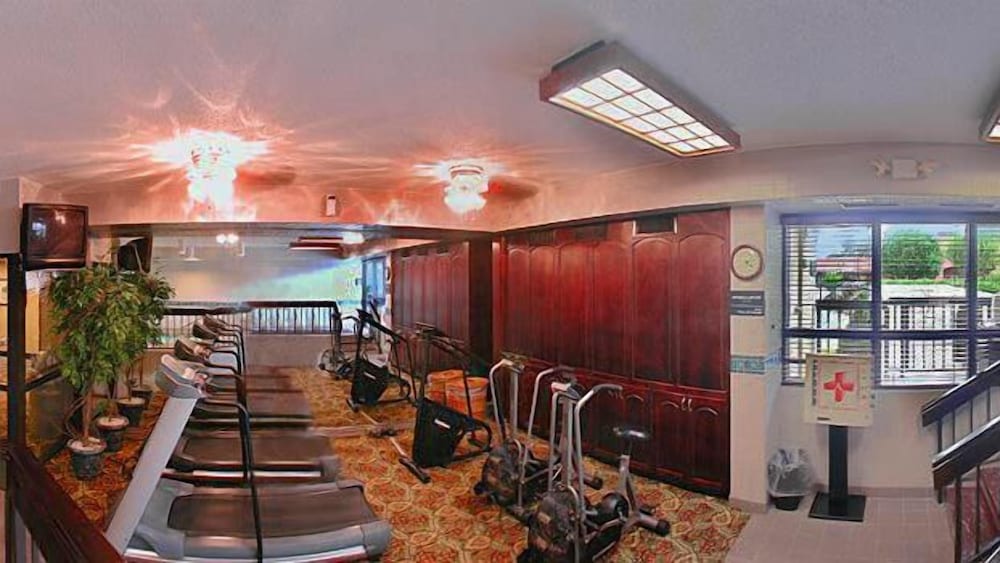 Hampton Inn Dalton - photo 14