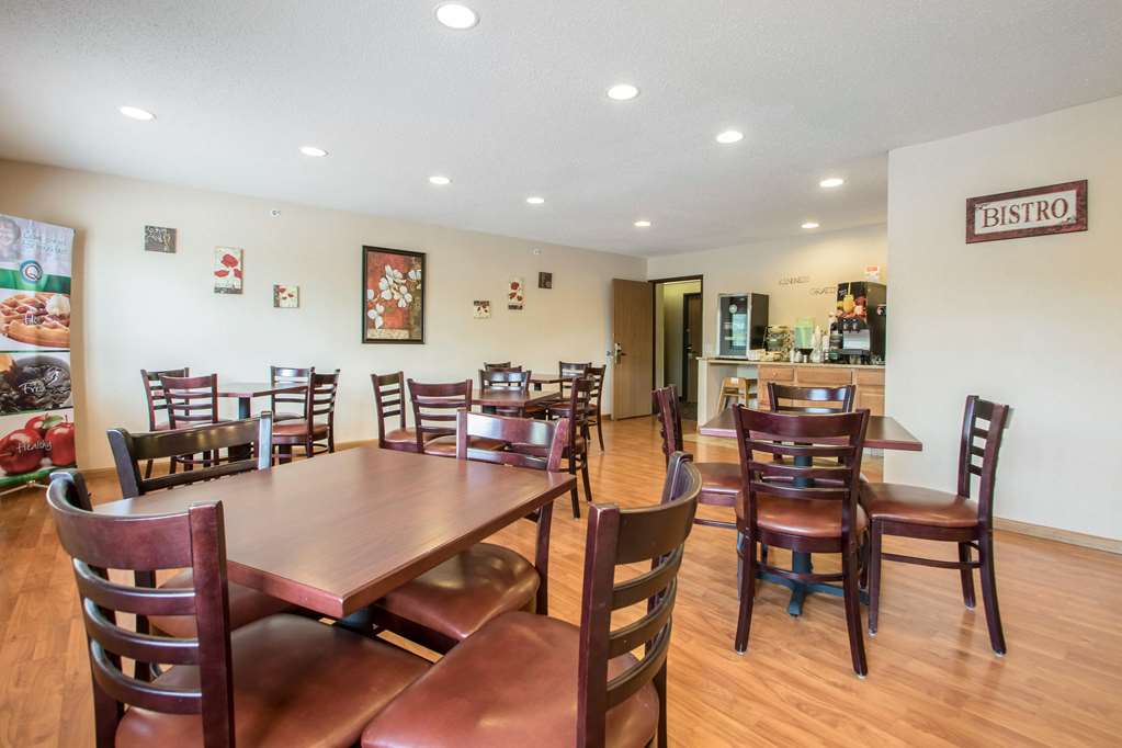 Quality Inn & Suites Sun Prairie Madison East - photo 13
