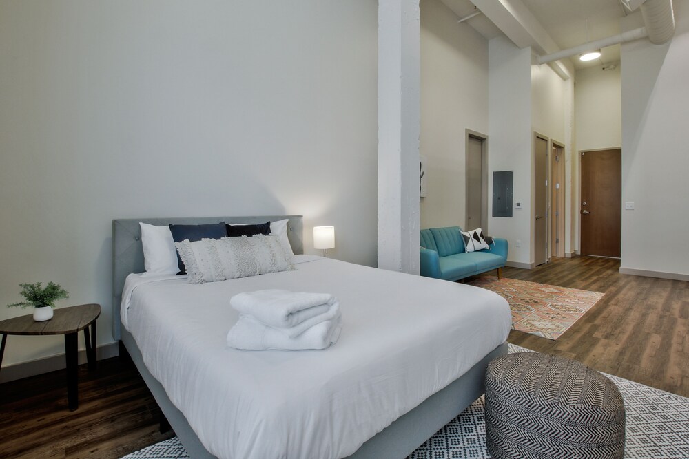 The Old Town Luxury Lofts - photo 33