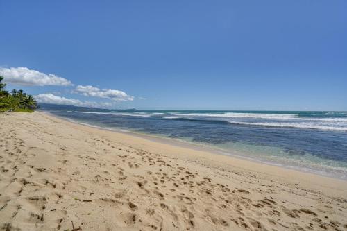Ewa Beach Apartment with Beach Gear about 1 Mi to Ocean — 4-Star Luxury Hotel in Kapolei, United States