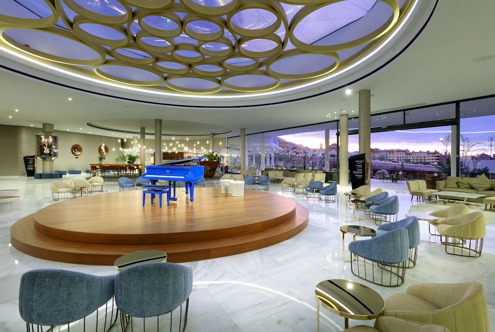 Hard Rock Hotel Tenerife — Adeje — photo 2
