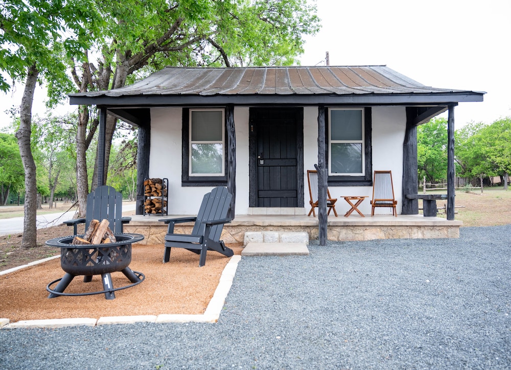 The Vaquero Motel - photo 11