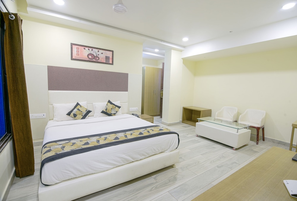 Hotel Pal Residency — Rewa