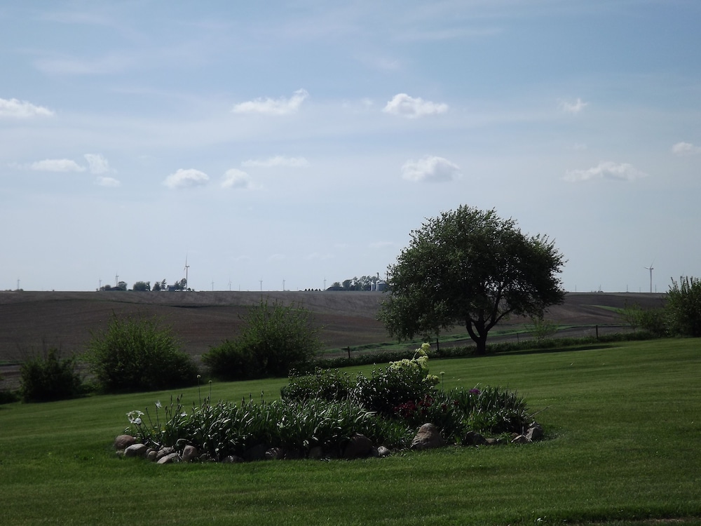 Crest Country Inn - photo 161