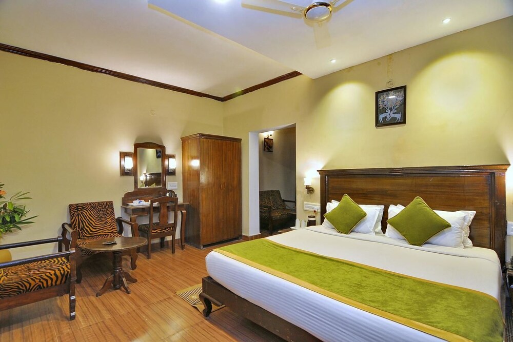 Wildflower Resort — hotel in Manpur