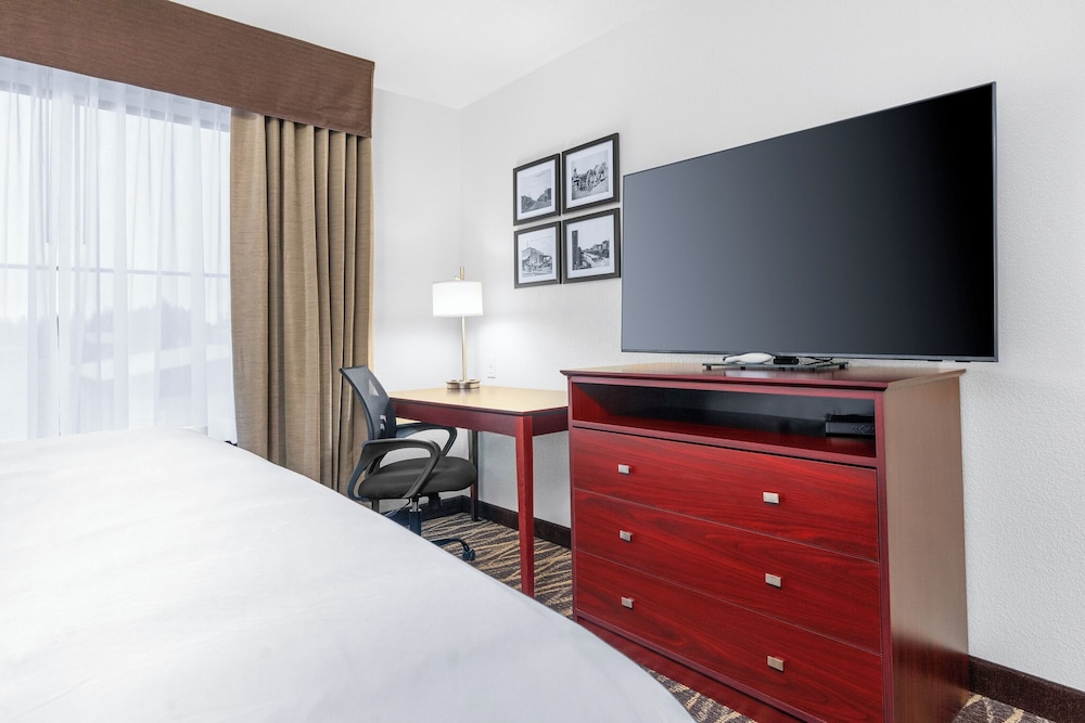 Cobblestone Hotel & Suites Lynden - photo 43