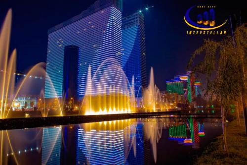 Interstellar Orbi City