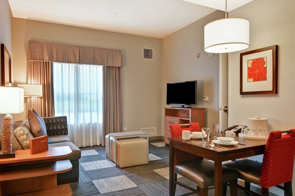 Homewood Suites by Hilton TechRidge Parmer @ I 35 - photo 10