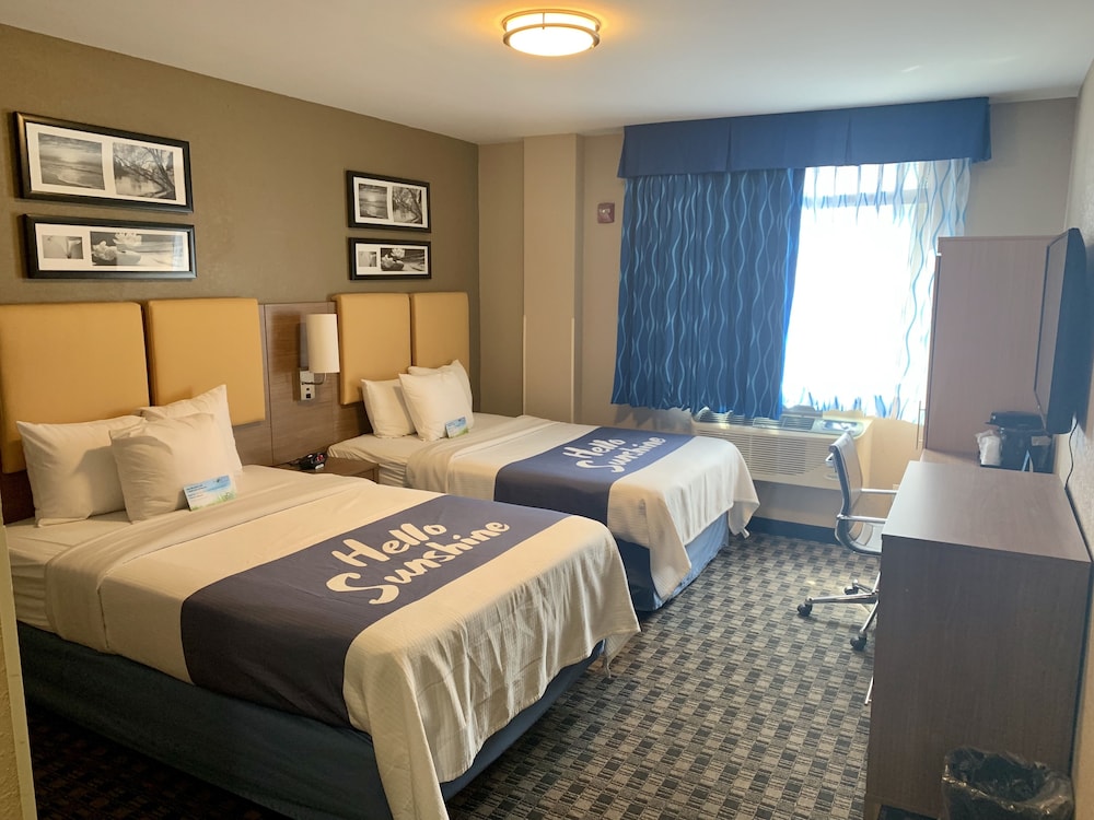 Days Inn by Wyndham Brooklyn Borough Park - photo 21