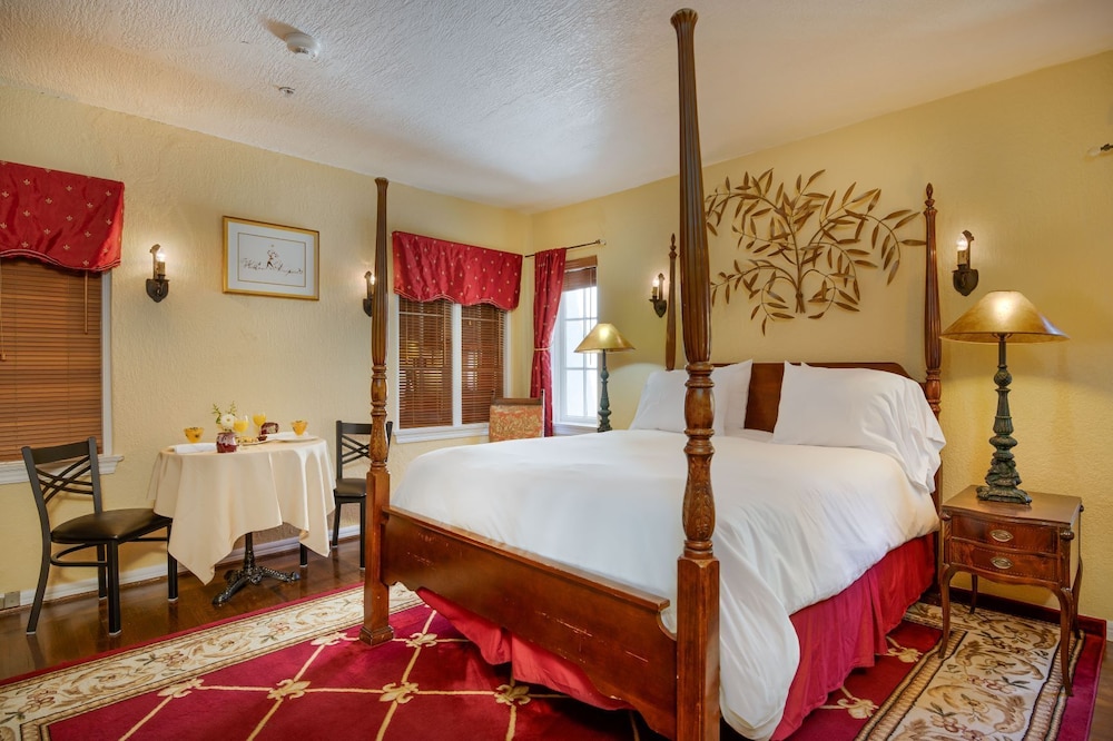 Candlelight Inn Napa Valley - photo 18