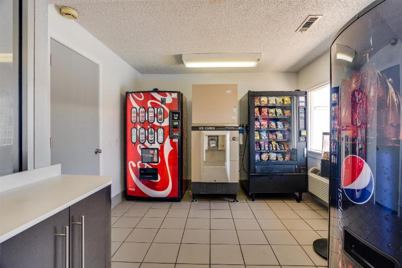 Motel6 Fayetteville AR - photo 45