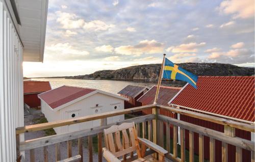 2 Bedroom Lovely Apartment In Väjern — 4-Star Luxury Hotel in Kungshamn, Sweden