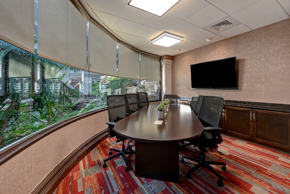 Embassy Suites by Hilton Colorado Springs - photo 68
