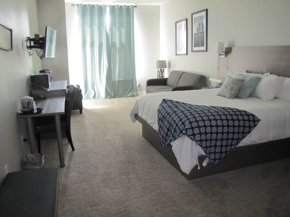 Lakes Inn at Dunvilla - photo 8