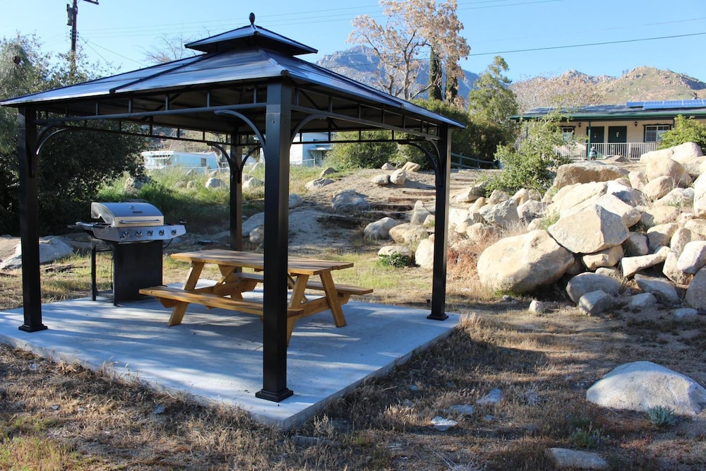 Barewood Inn and Suites - photo 9