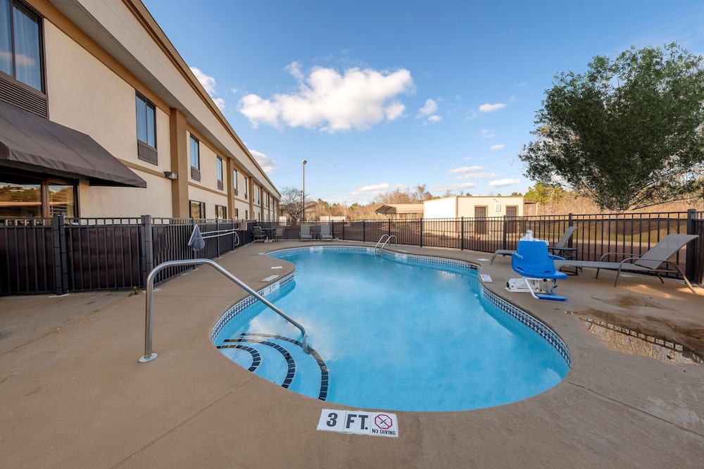 Red Roof Inn Yemassee - photo 26