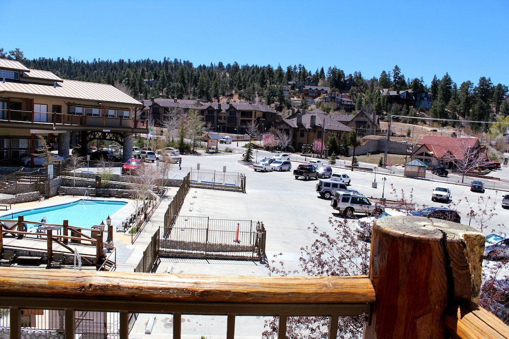 Holiday Inn Resort The Lodge At Big Bear Lake by IHG - photo 29
