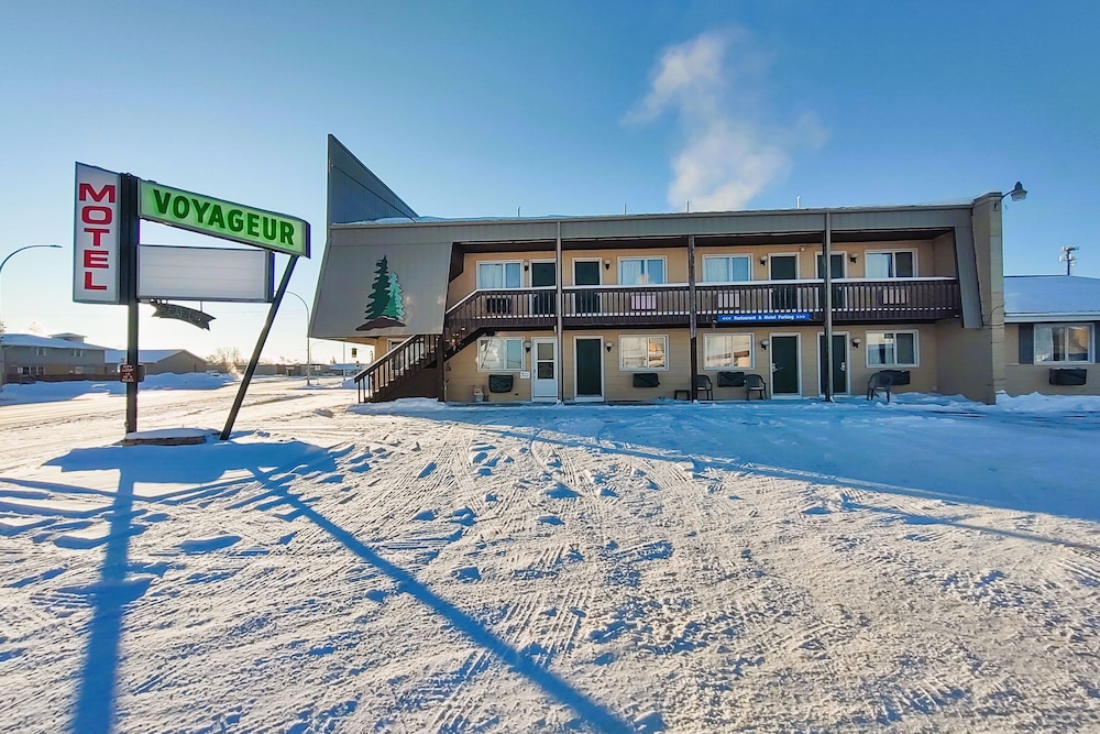 Love Hotels Voyageur by OYO at International Falls MN - photo 42