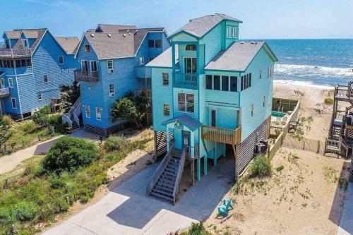 Lady of Dare in Avon, United States